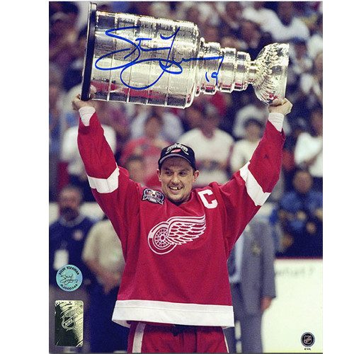 Steve Yzerman 1998 Stanley Cup Detroit Red Wings Signed 8x10 Photo