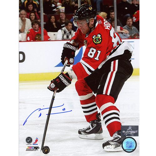 Marian Hossa Chicago Blackhawks Autographed Stick Handeling 8x10 Photo