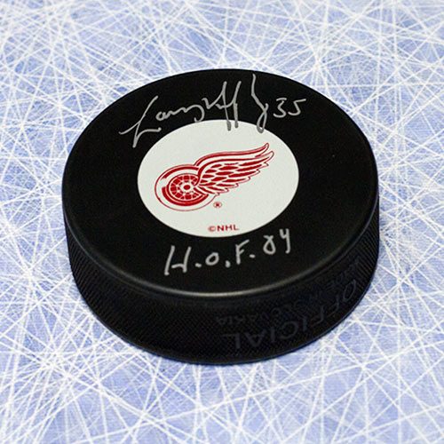 Larry Murphy Detroit Red Wings Signed Hockey Puck with "HOF"