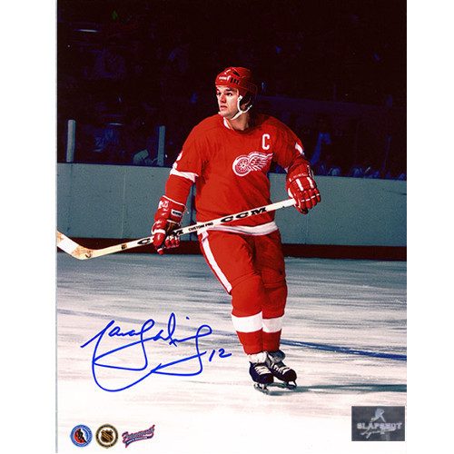 Marcel Dionne Detroit Red Wings Autographed Captain 8x10 Photo