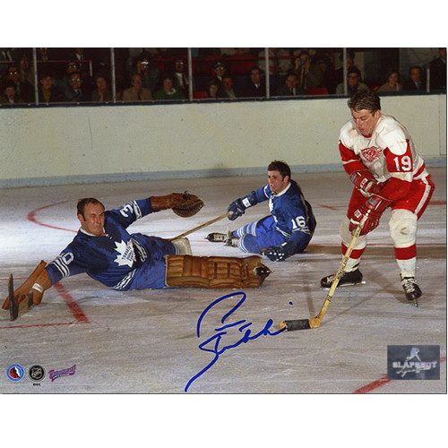 Pete Stemkowski Detroit Red Wings Autographed Action 8x10 Photo