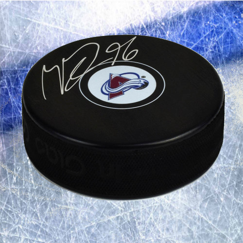 mikko-rantanen-colorado-avalanche-autographed-hockey-puck