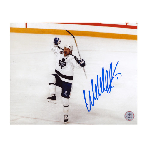 Wendel Clark Autographed Toronto Maple Leafs Goal Celebration 8x10 Photo